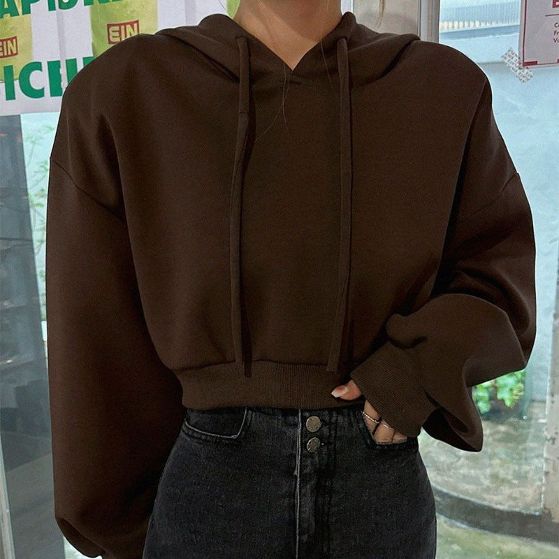 Stilren croppad huvtröja med oversized passform