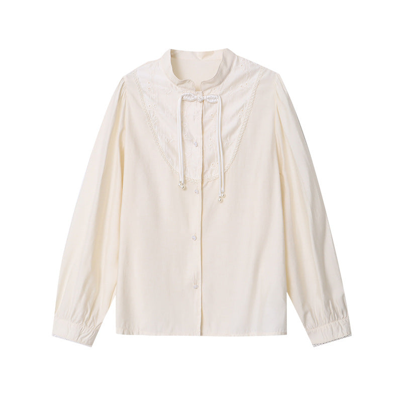 Feminine Bluse med Flæser og Perle Detaljer