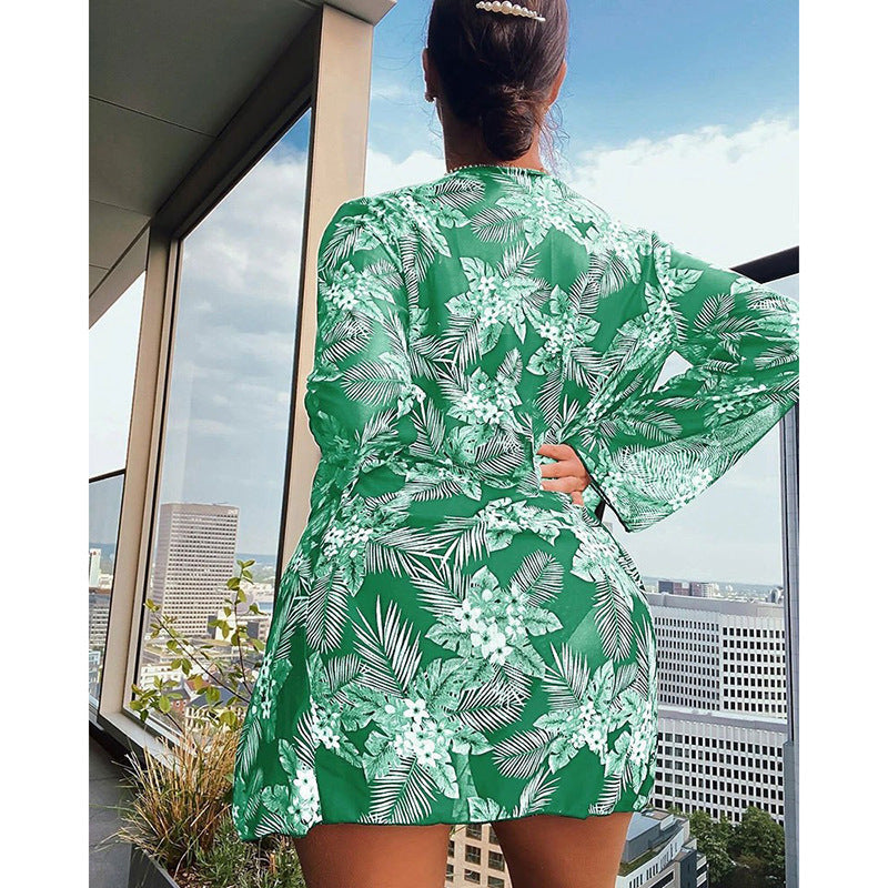 Feminint Bikiniset med Blommig Kappa och Hög Midja