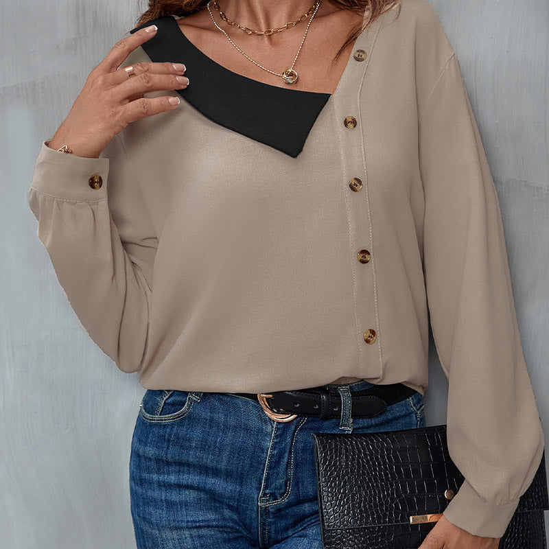 Chic Bluse med Unikke Knappetræk og Asymmetrisk Udsnit