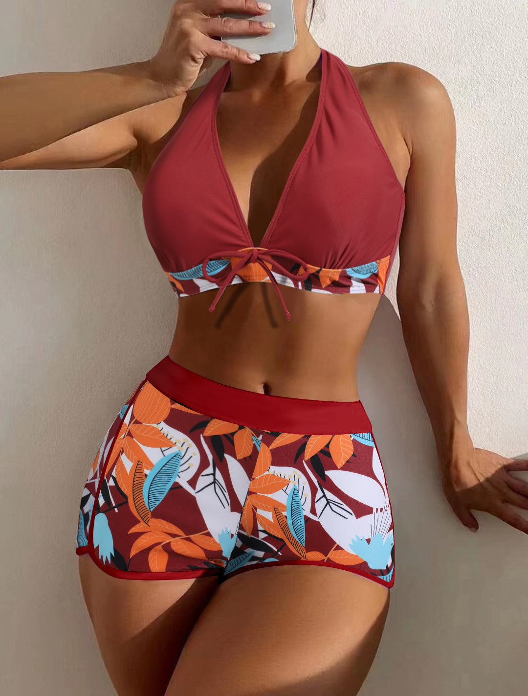 Blommig Bikinisat för den Stilsäkra Kvinnan