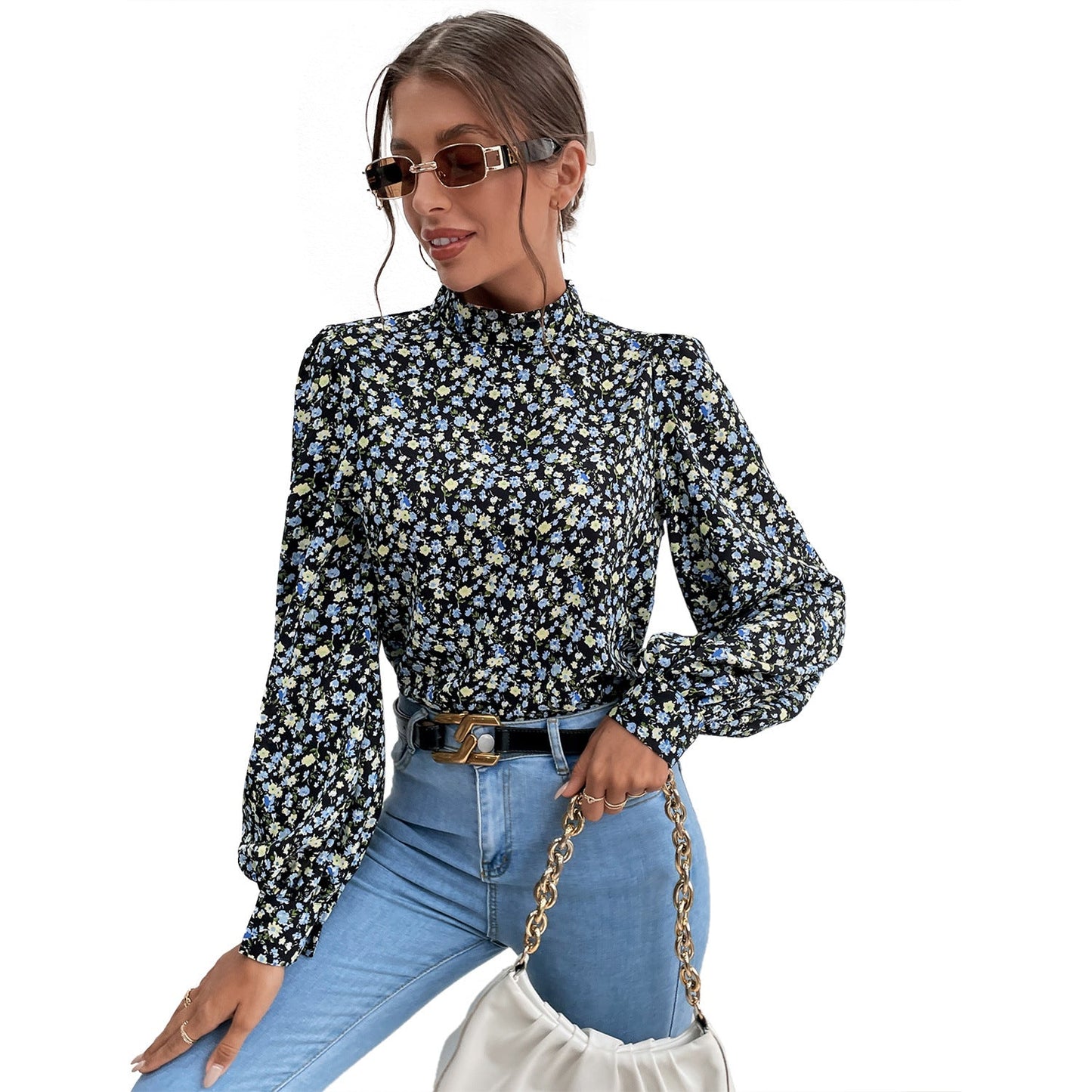 Elegant Bluse med Høj Krave og Voluminøse Ærmer