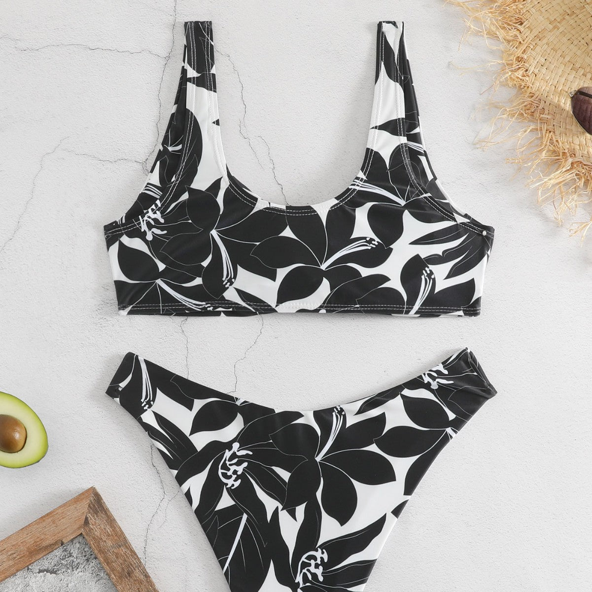 Blomstrande Bikini-Set för Eleganta Stranddagar