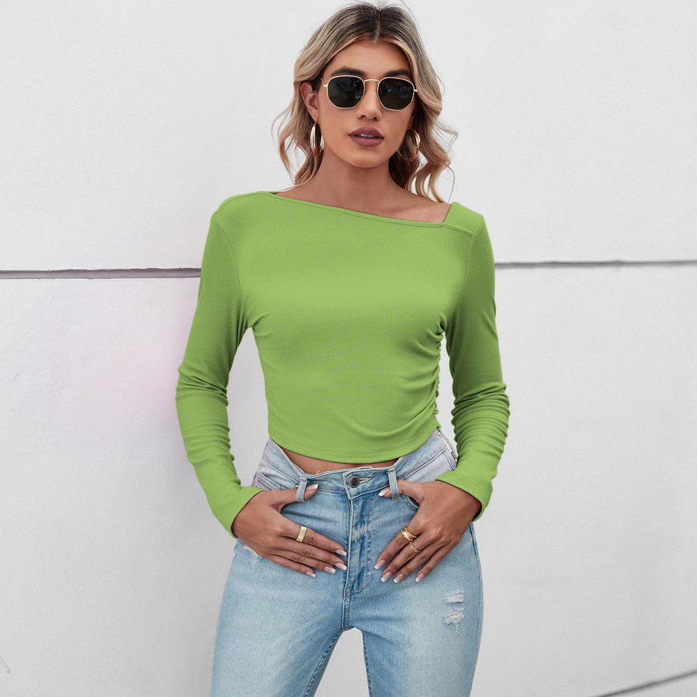 Feminint crop-top med eleganta detaljer och smickrande snitt