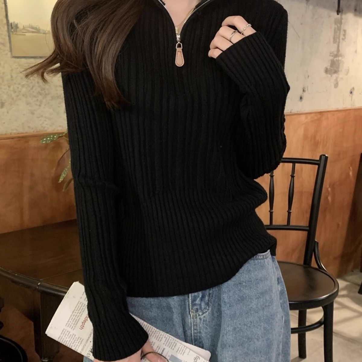 Feminint Sweatshirt med Stilfuld Krave