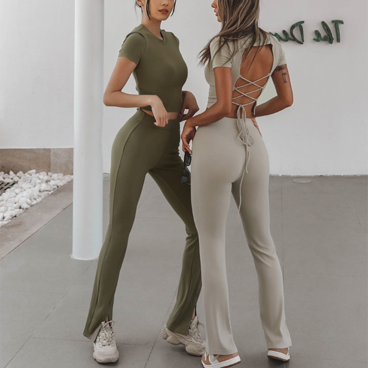 Trendigt Crop-Top med Sporty Silhuet