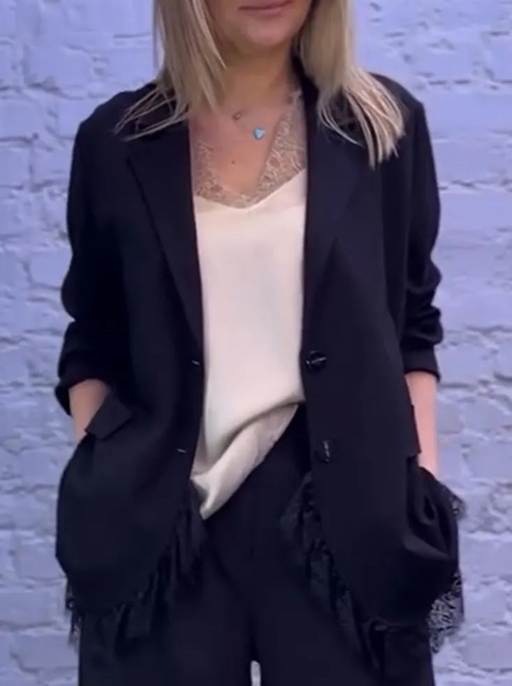 Chic Blazer med Delikate Spidser til Den Moderne Kvinde