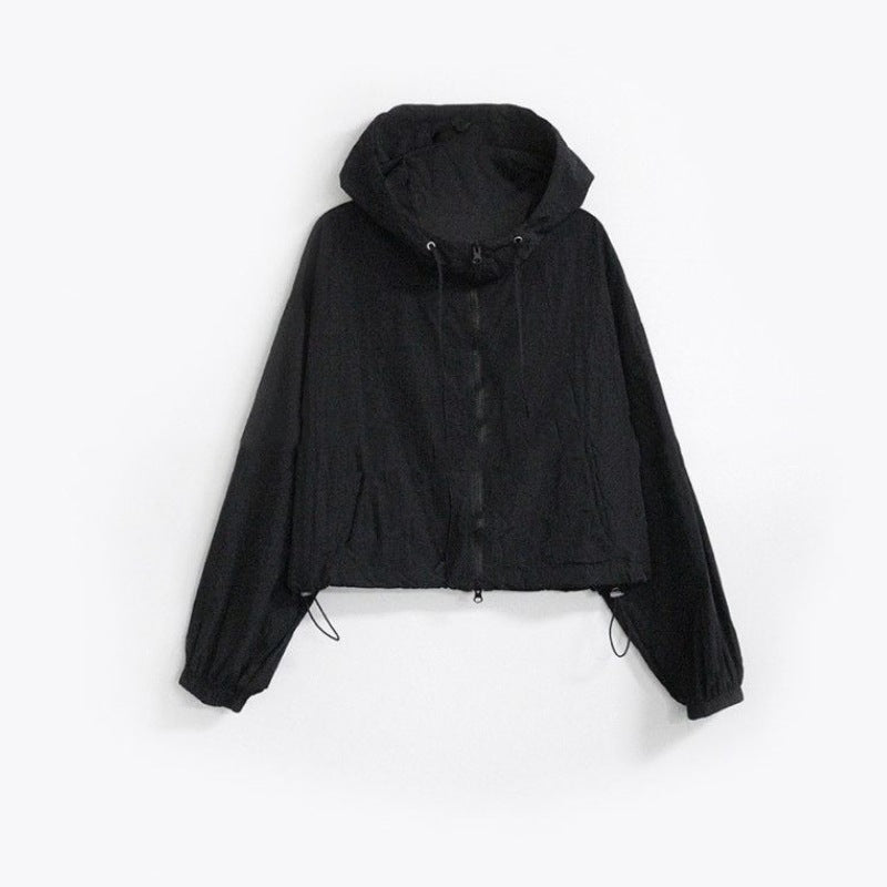 Moderne cropped sportjakke med justerbar snøre