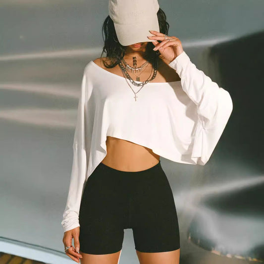 Asymmetrisk Crop-Topp med Trendig Silhuett