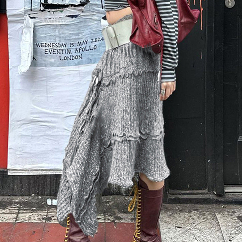 Asymmetrisk Stickad Kappa med Eleganta Detaljer
