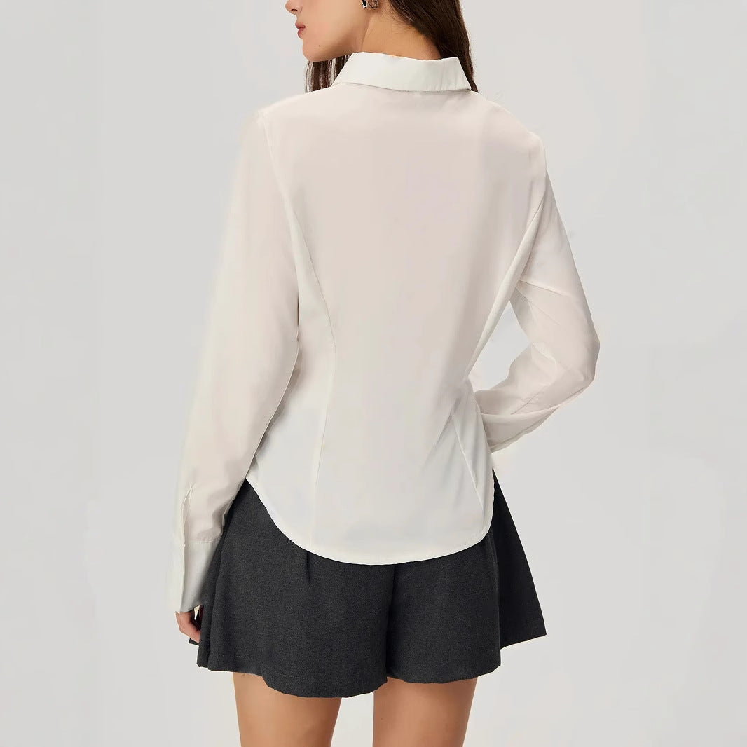 Feminine Bluse med Rynkedetaljer i Elegant Design