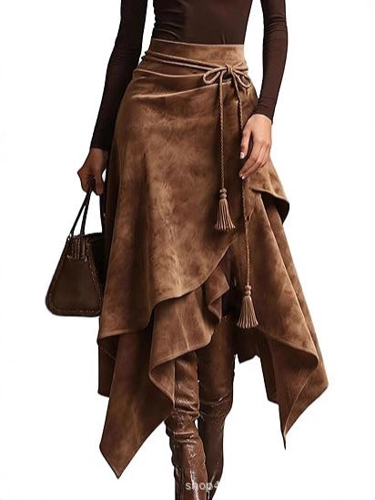 Elegant asymmetrisk omlottkjol med lekfulla fransar