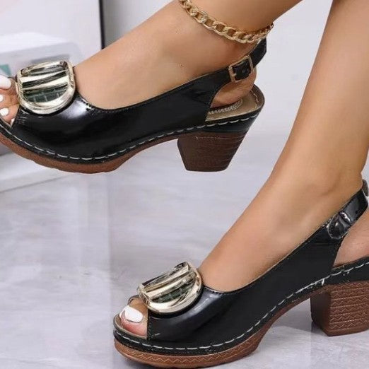 Eleganta Sling-Pumps för Damer med Stilfull Klack och Spänne