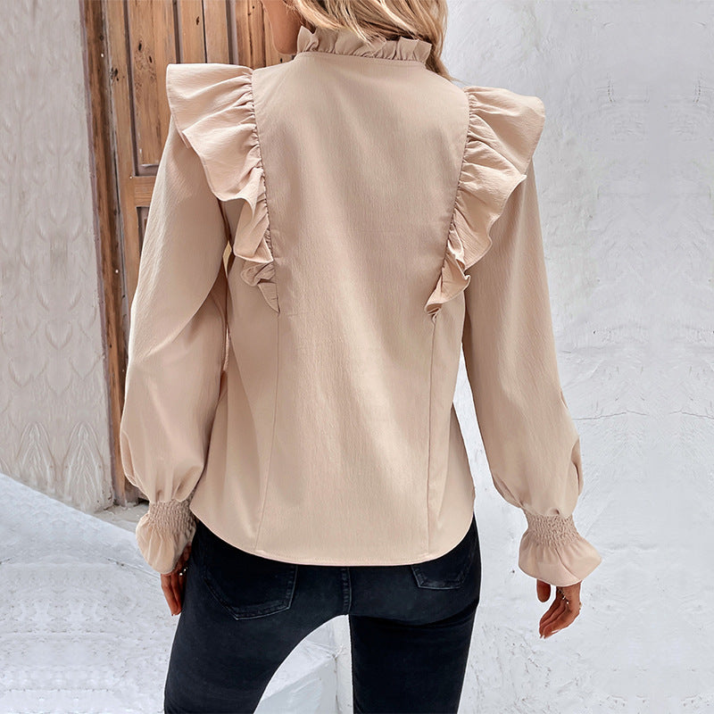 Chic Bluse med Flatterende Detaljer og Sløjfeudskæring