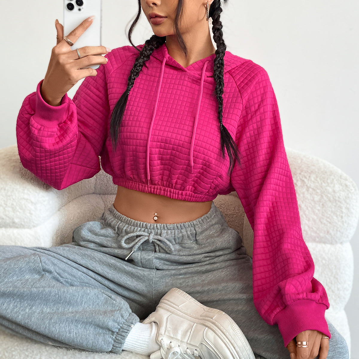 Stilfuld cropped Hoodie med raffineret struktur