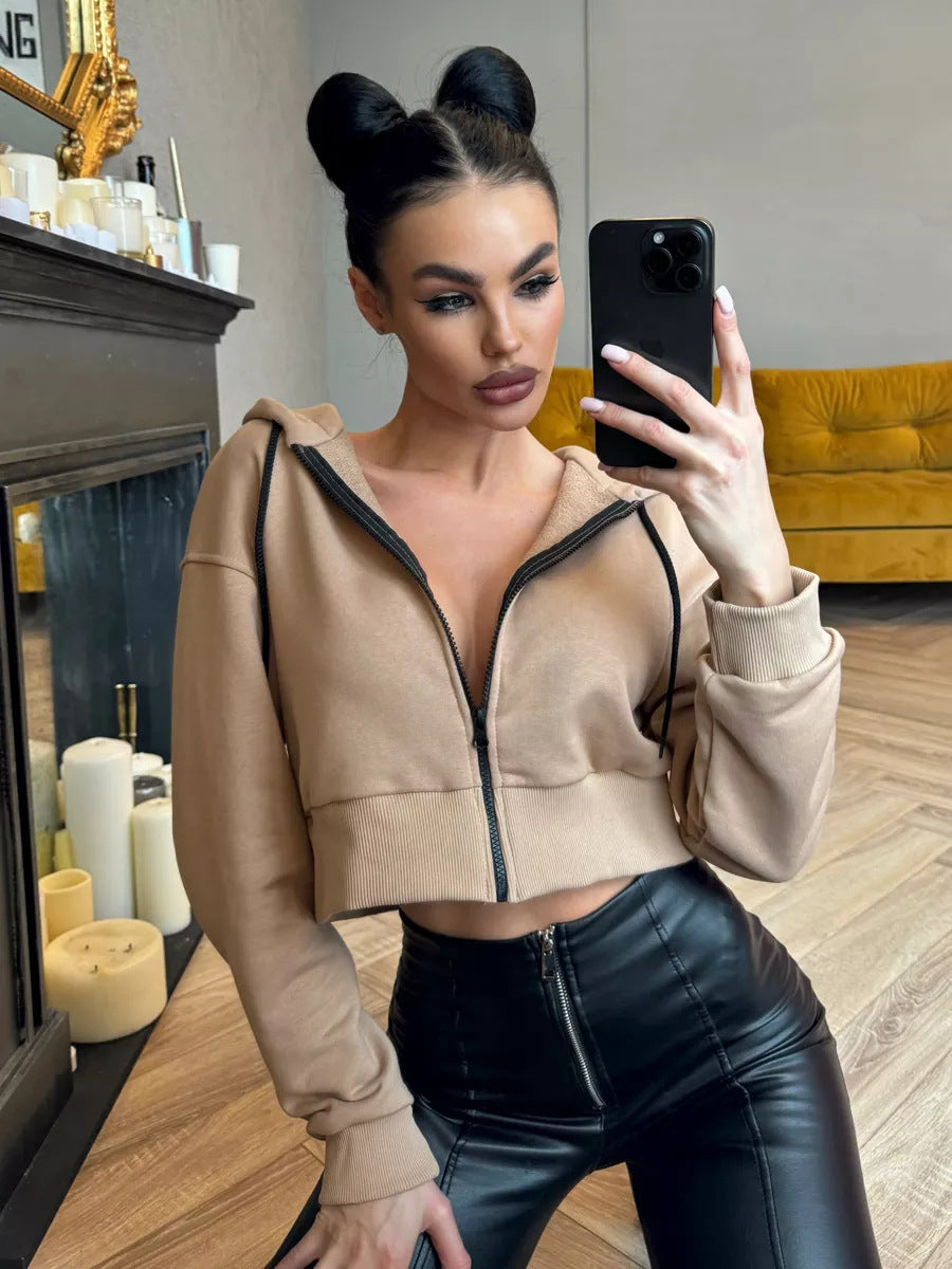 Cropped Zip-Hoodie i Urban Chic fra ModeFusion