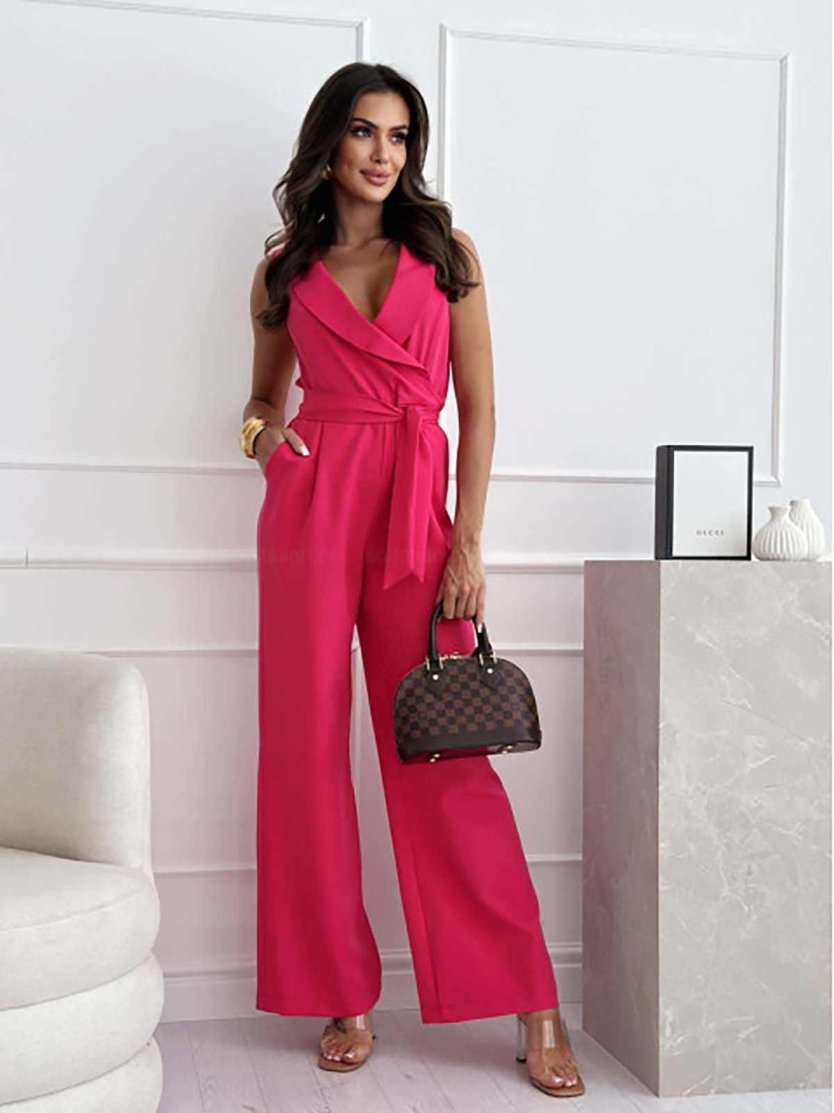 Ärmlös jumpsuit för damer med knytbälte