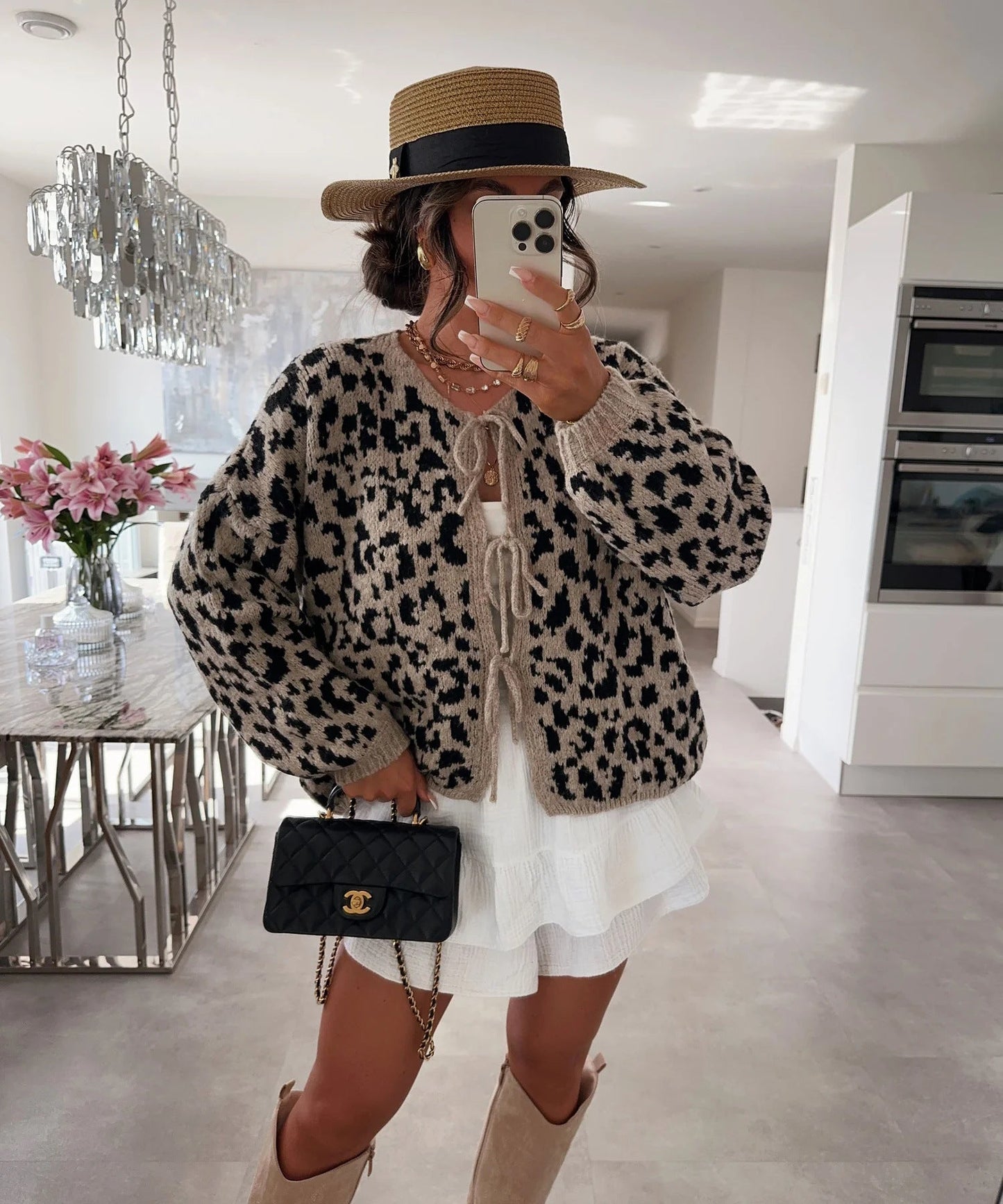 Elegant Cardigan med Dyreprint og Slidser i Bindebånd