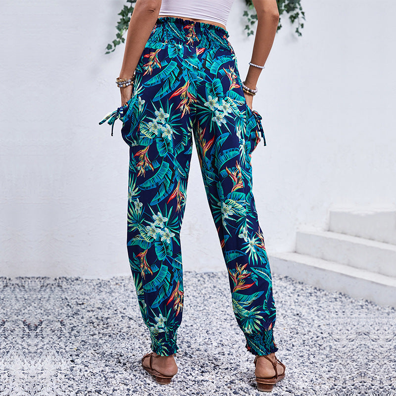 Stylish Cargo-Bukser med Elastik og Farverigt Print