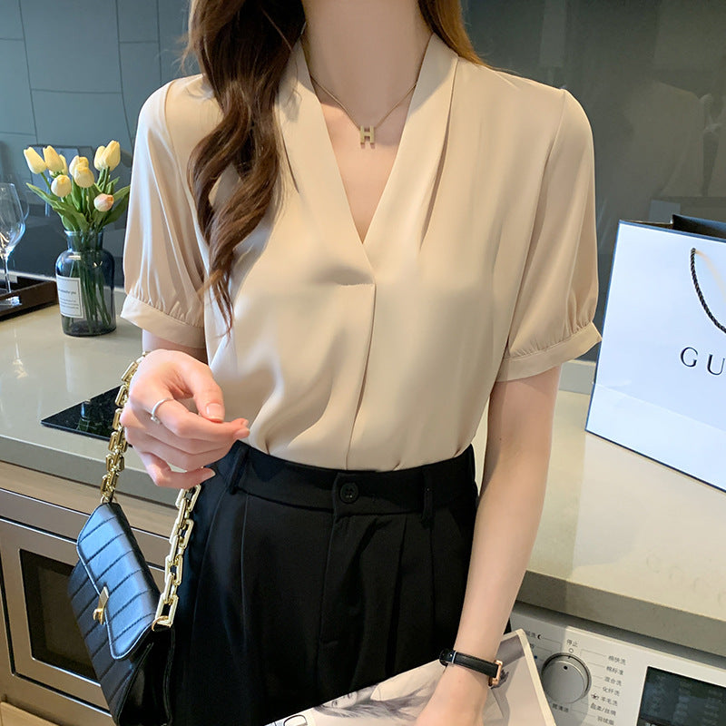 Elegant Bluse med V-udskæring og korte ærmer