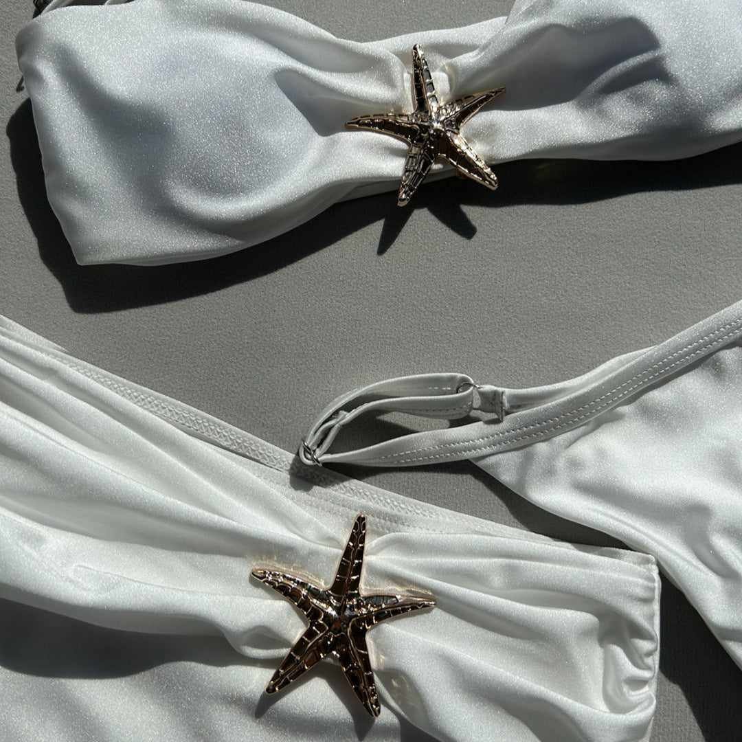 Feminint Bandeau-Bikini-Set med Chic Volang och Stilren Kjol