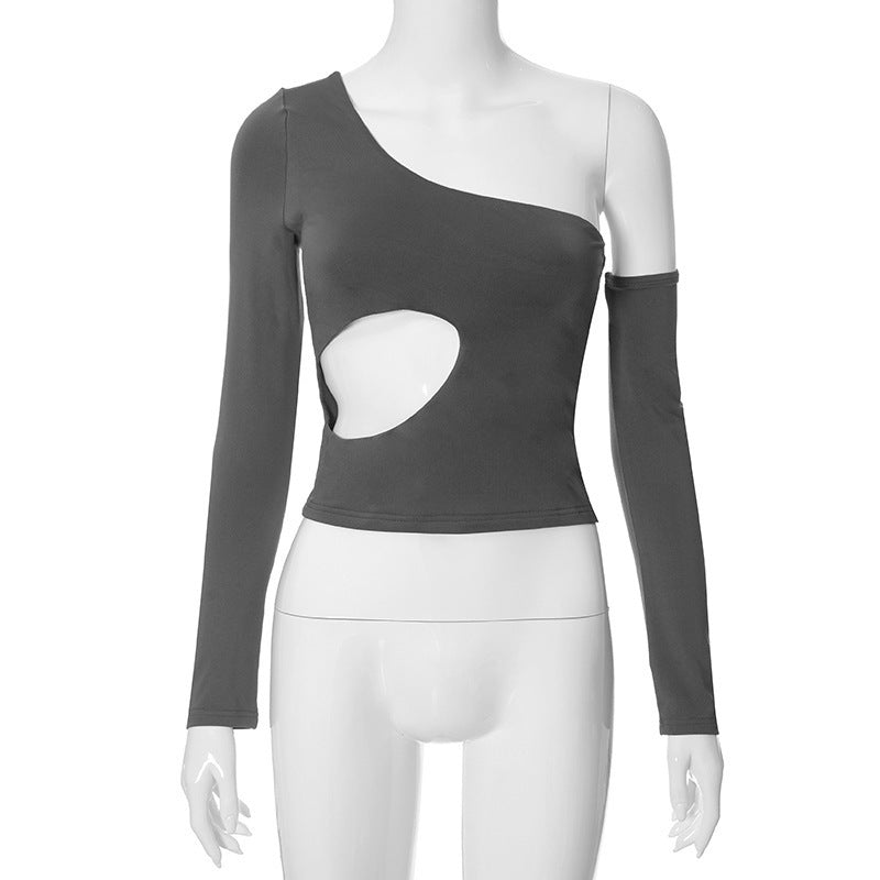 Asymmetriskt långärmat topp med utmanande cut-out