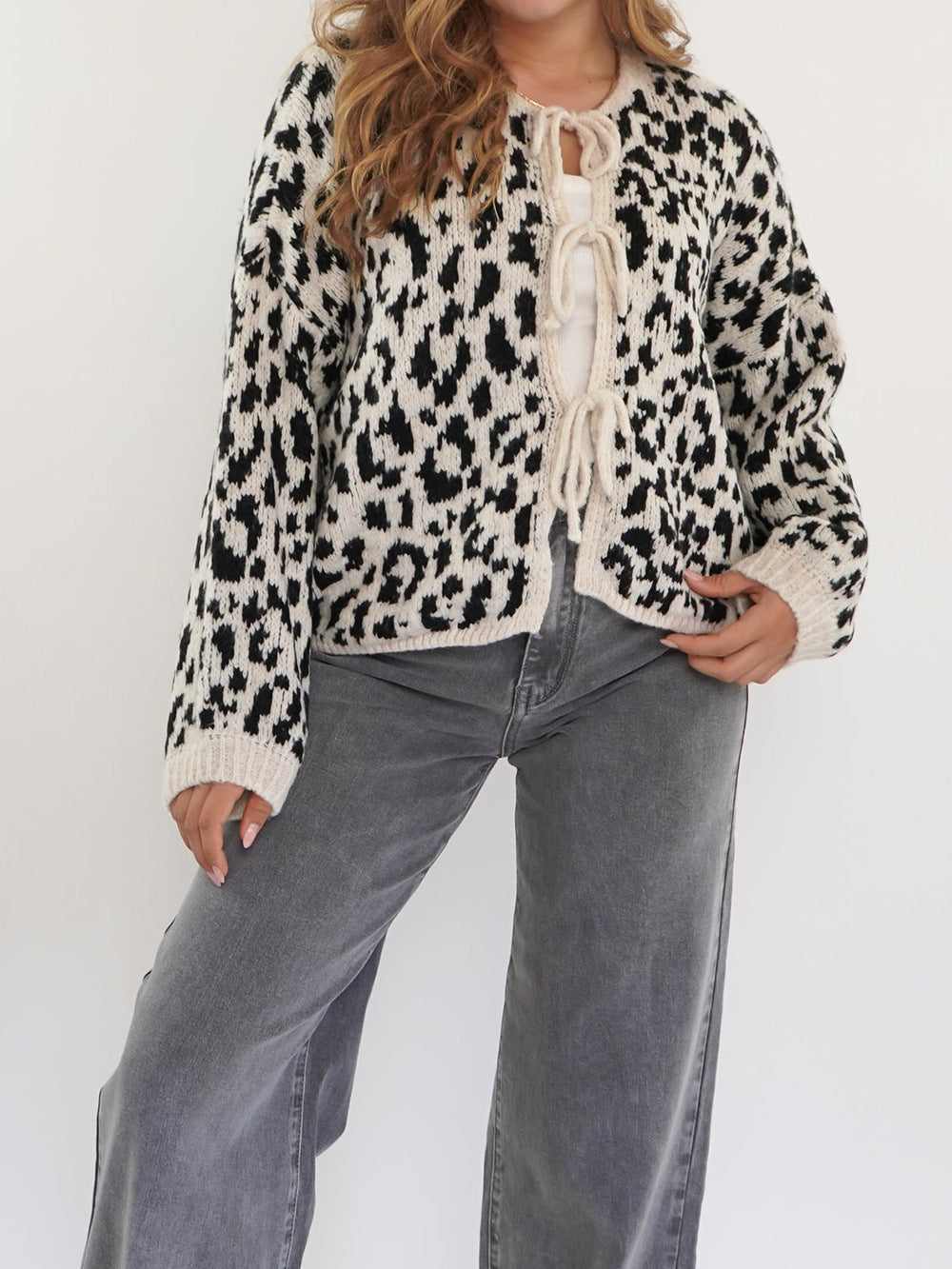 Elegant Cardigan med Dyreprint og Slidser i Bindebånd