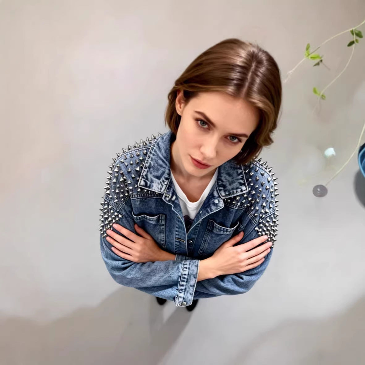 Urban Couture Denimjakke med Unikke Detaljer