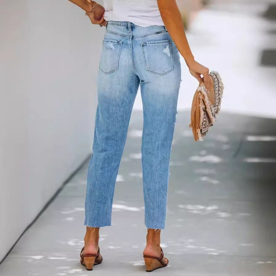 Moderne Ødelagte Jeans til Kvinder i Trendy Boyfriend Stil