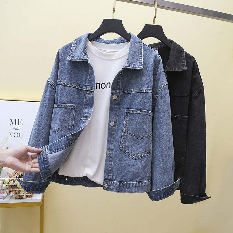 Klassisk Denimjakke til Kvinder med Praktiske Lommer