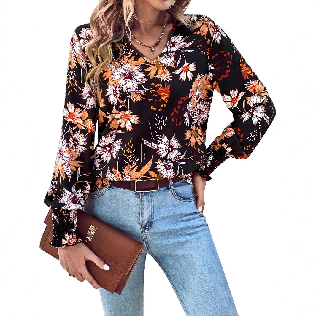 Blommig Blus med Elastiska Detaljer från StjerneStil