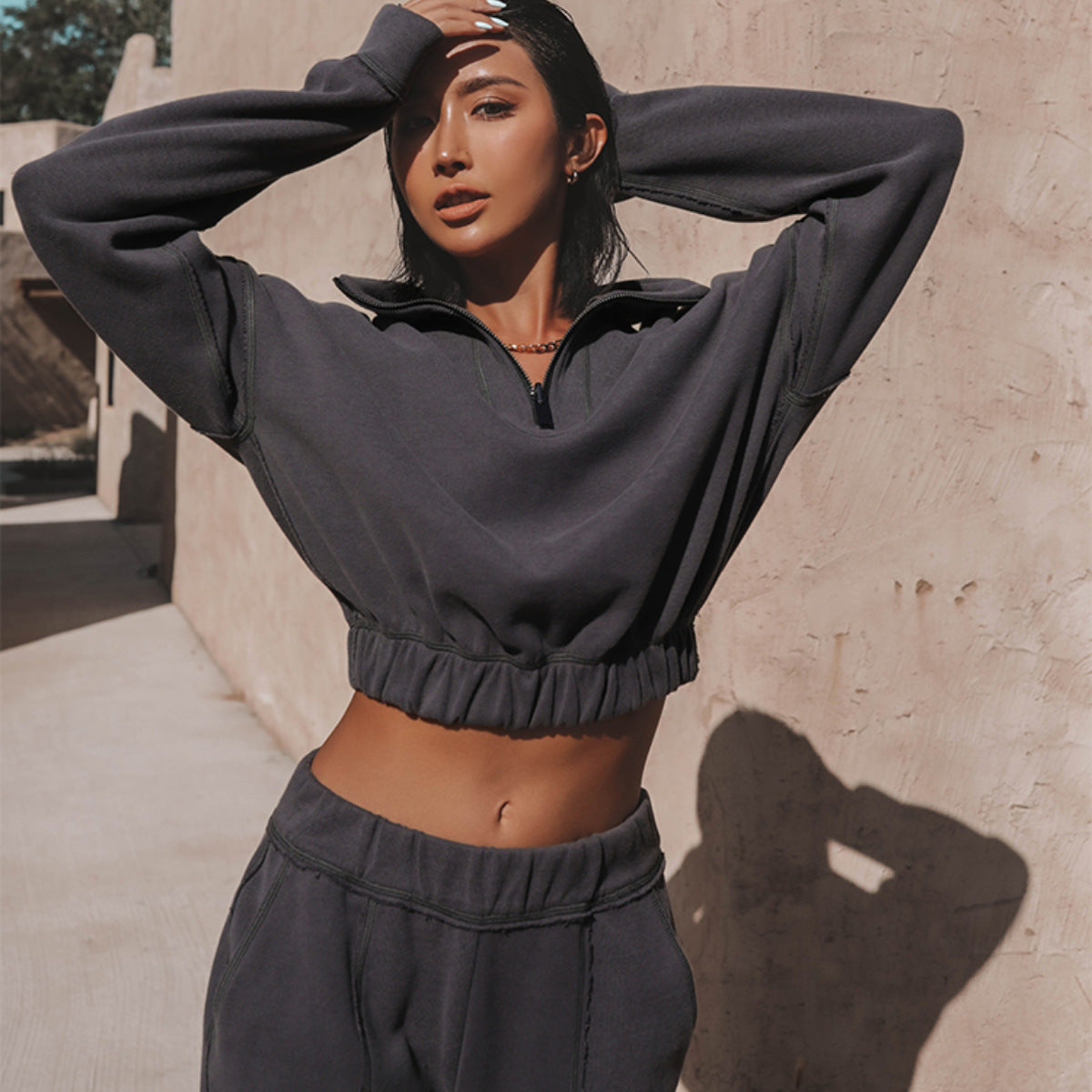 Stilfuld cropped Sweatshirt med lynlås til kvinder