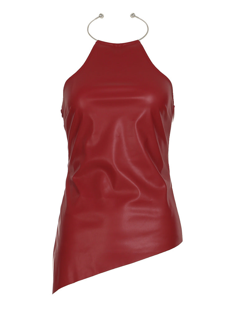 Asymmetrisk faux läder topp med glittrande halsring
