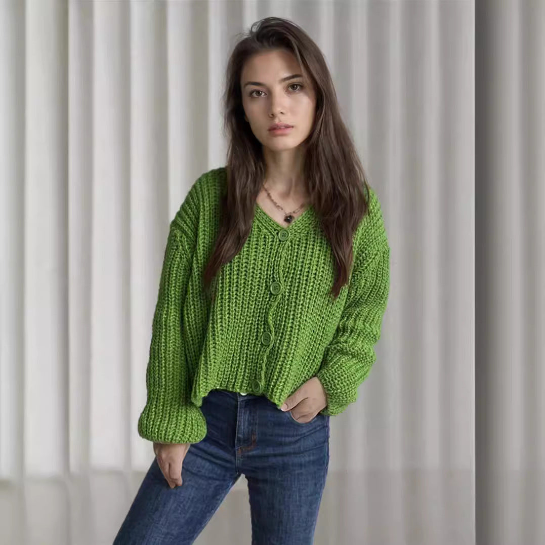 Moderne cropped strikjakke med tekstur og charme