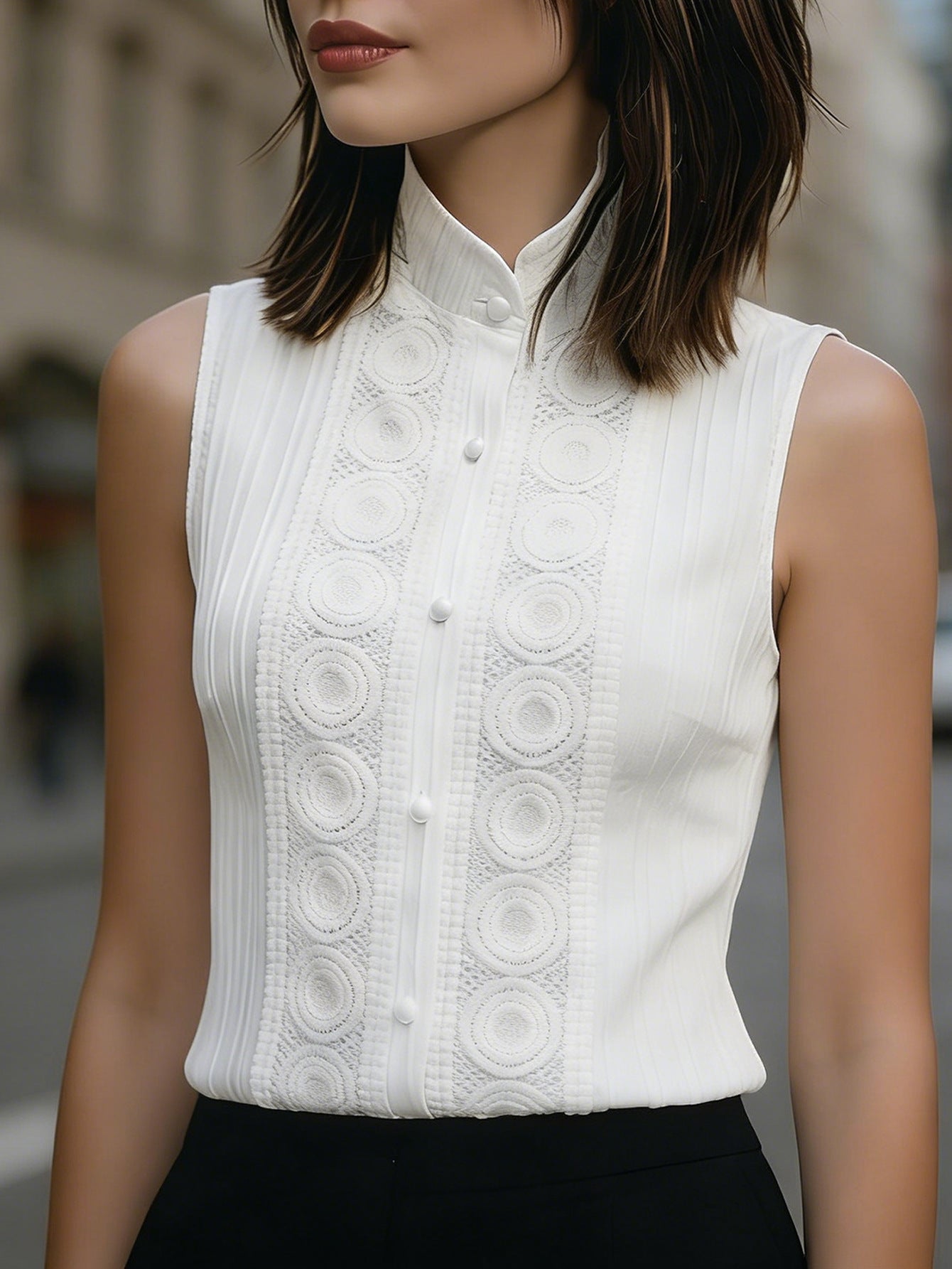 Sofistikeret Bluse til Kvinder med Unikt Design
