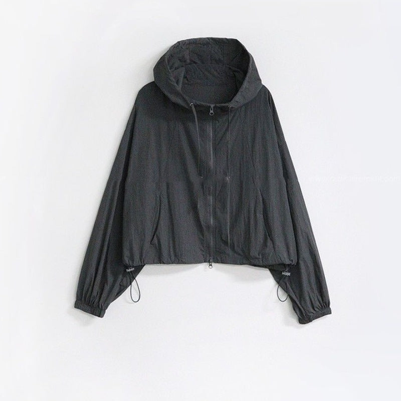 Moderne cropped sportjakke med justerbar snøre