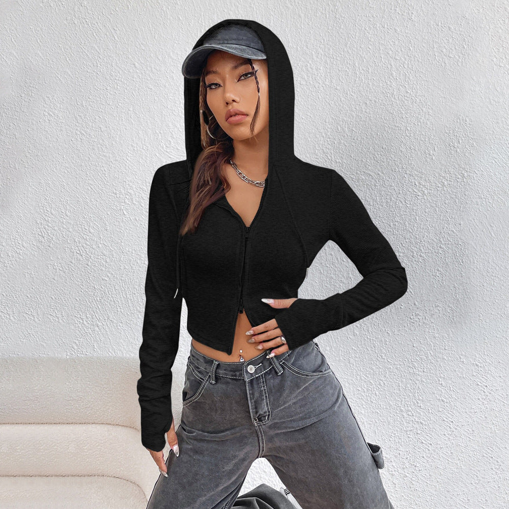 Moderne cropped Hoodie med stilfuld hætte og lynlås