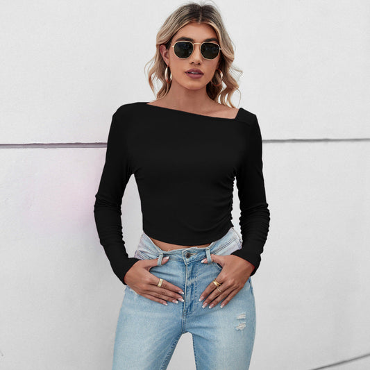Feminint Crop-Top med Elegante Detaljer og Flatterende Snit