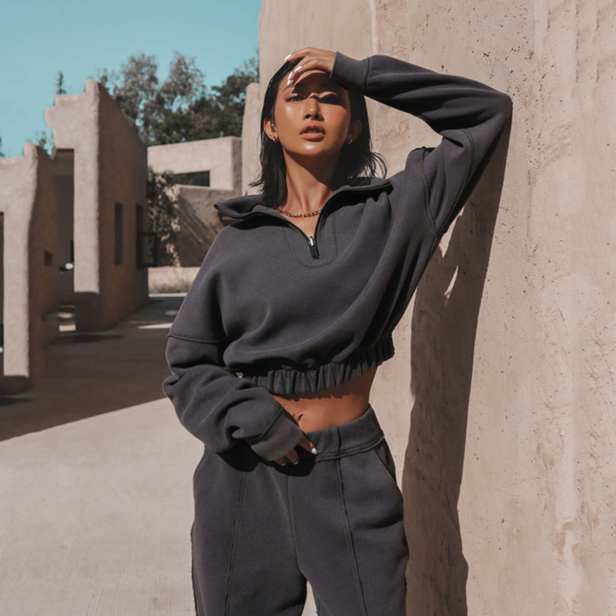 Stilfuld cropped Sweatshirt med lynlås til kvinder