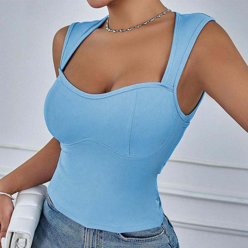 Chic crop-top med modern ribbstruktur och smala axelband