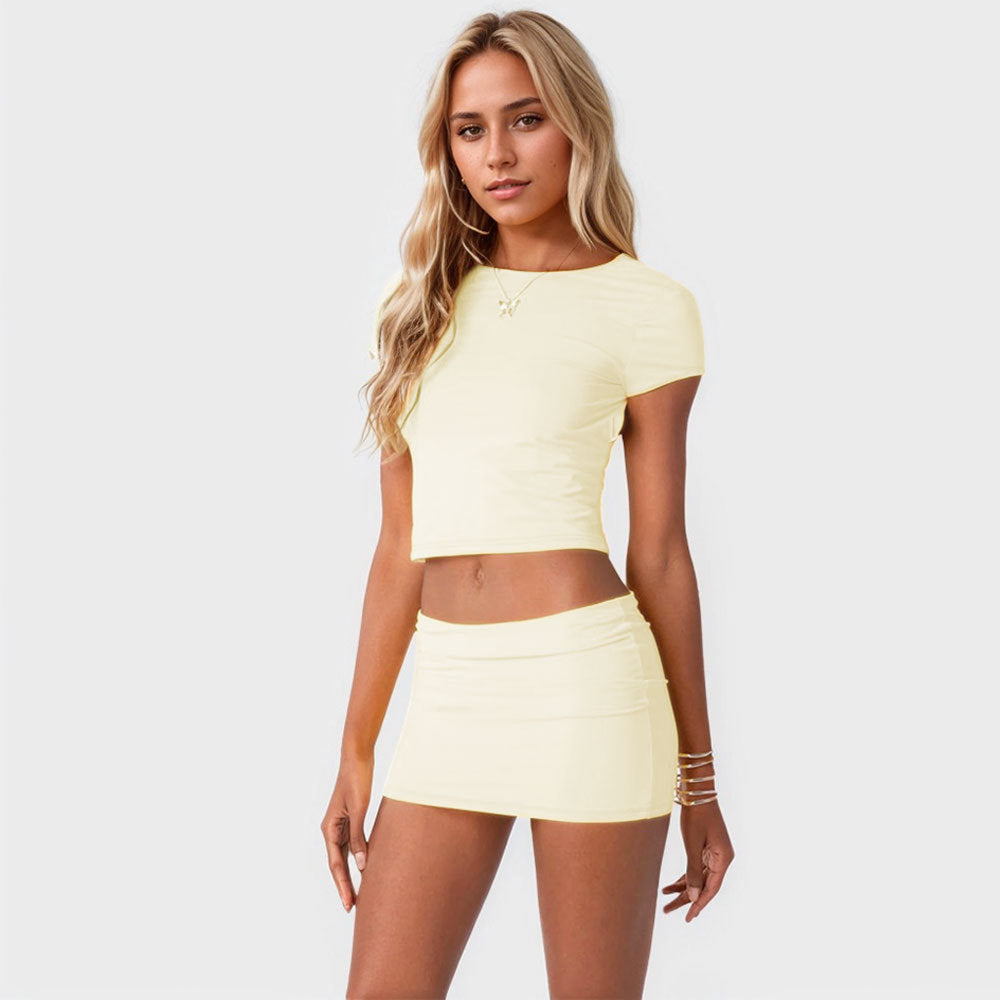 Stilfuldt Sæt med Crop-Top og Mini Skirt