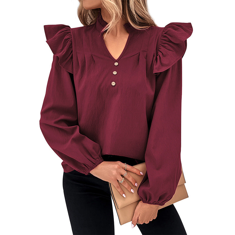 Feminine Bluse med Flatterærmer og Knapdetaljer