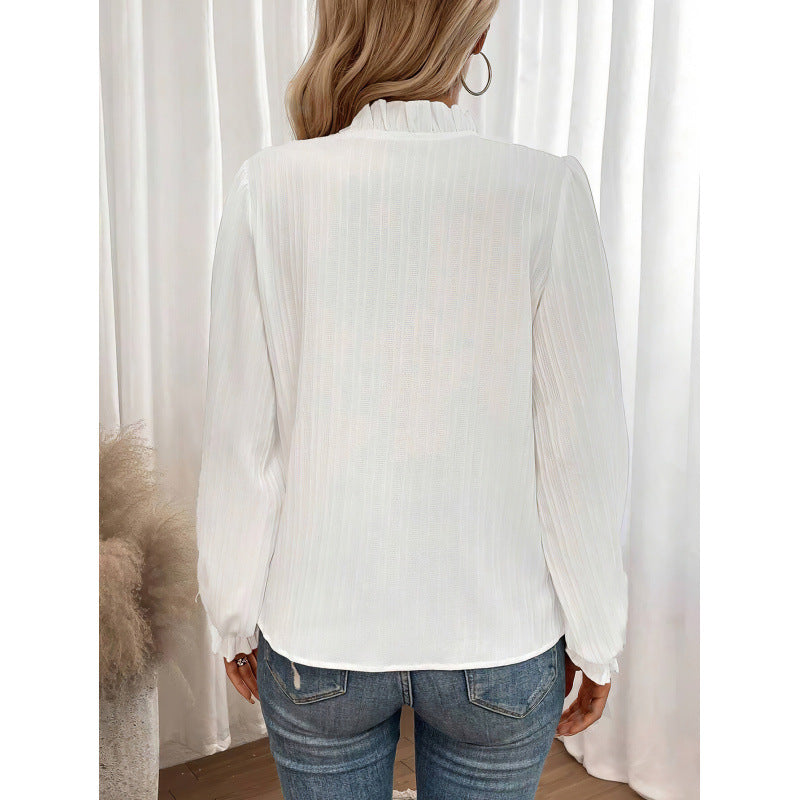 Sofistikeret Bluse med Flæsedetaljer til Den Moderne Kvinde