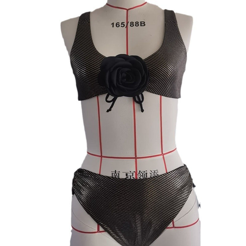 Blommig Bikiniset med Elegant Mönster för Stiliga Sommarstunder