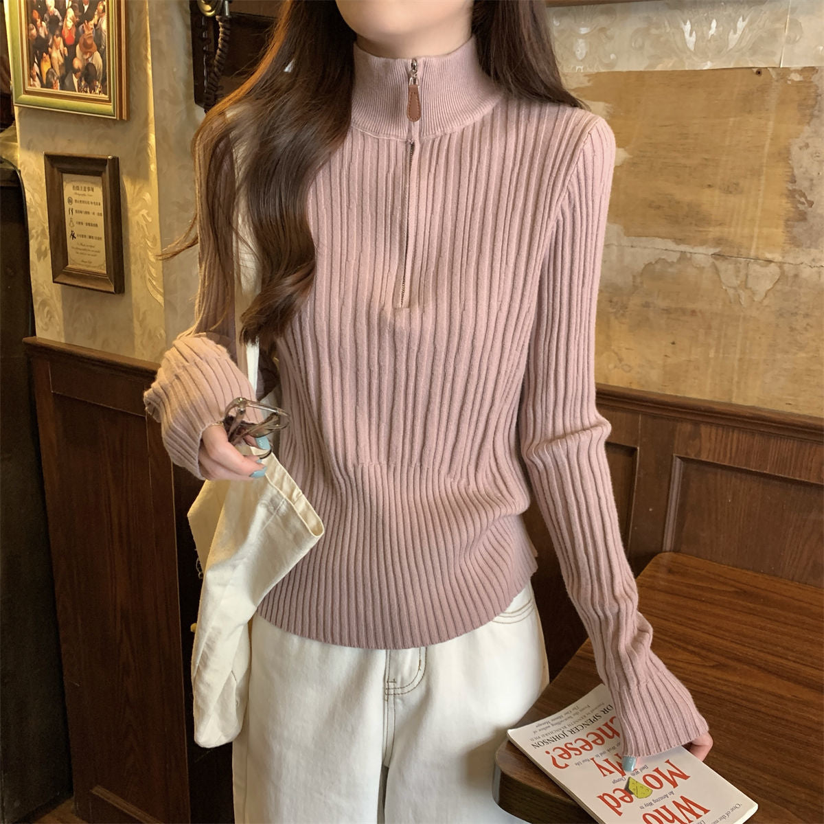 Feminint Sweatshirt med Stilfuld Krave