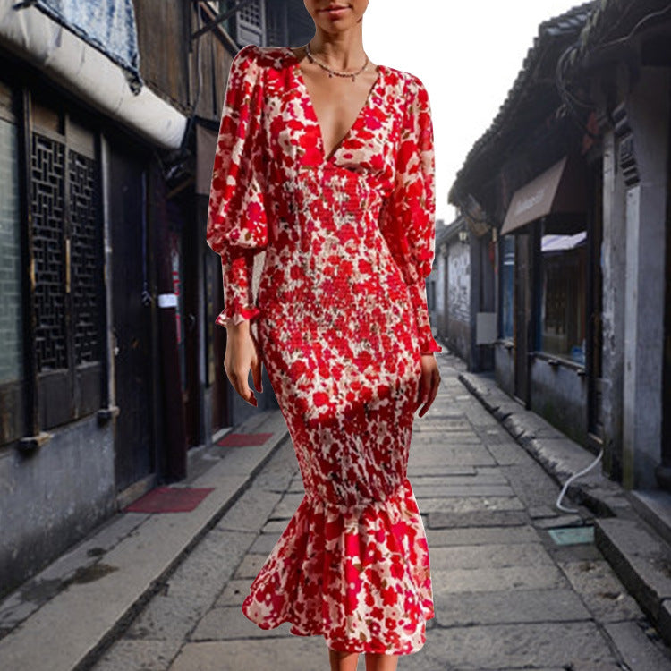 Feminint Bodycon Kjole med Volangkant og Blomsterprint