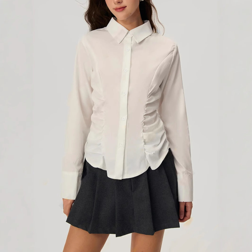 Feminine Bluse med Rynkedetaljer i Elegant Design