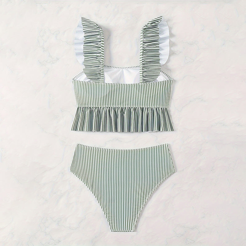 Elegant Bikiniset med Feminin Rynkdesign och Hög Midja