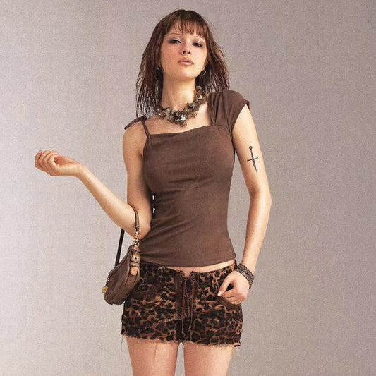 Asymmetrisk Top med Elegant Knytband