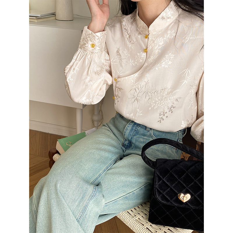 Bluse med Blomstermotiv og Elegante Knapdetaljer